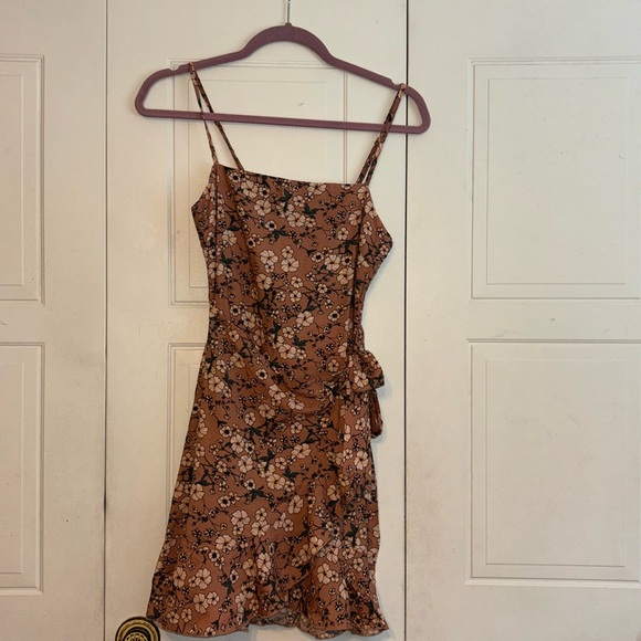 NWT Princess Polly dusty rose floral dress - Picture 2 of 5